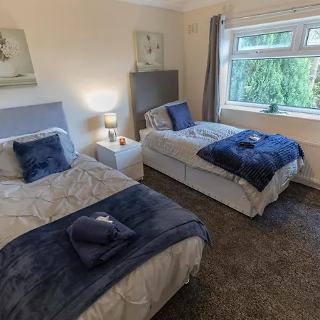 Holiday home Og Retreat Home- Contractor And Family Friendly- Free Wi-fi, Free Parking *