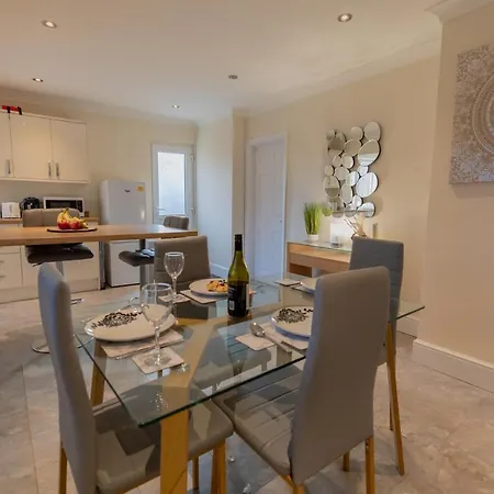Og Retreat Home- Contractor And Family Friendly- Free Wi-fi, Free Parking *