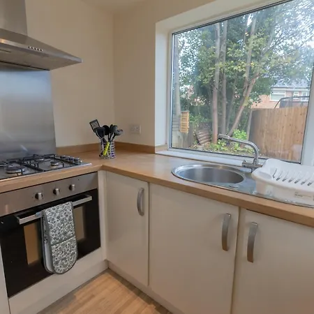 Og Retreat Home- Contractor And Family Friendly- Free Wi-fi, Free Parking Holiday home *