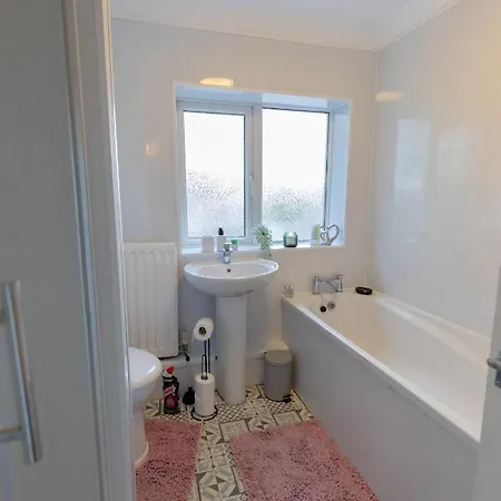 Og Retreat Home- Contractor And Family Friendly- Free Wi-fi, Free Parking Holiday home