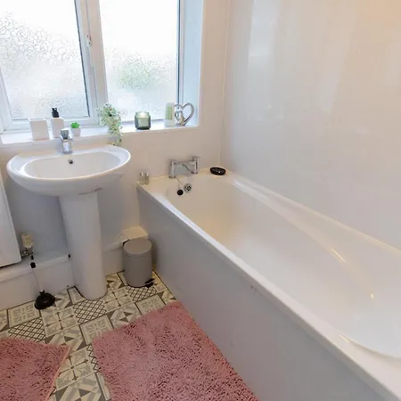 Holiday home Og Retreat Home- Contractor And Family Friendly- Free Wi-fi, Free Parking